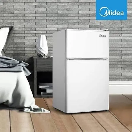 Frigobar MIDEA 110 litros - blanco