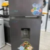 Heladera 300 litros con Dispenser - HD PLAY - Gris y Negro