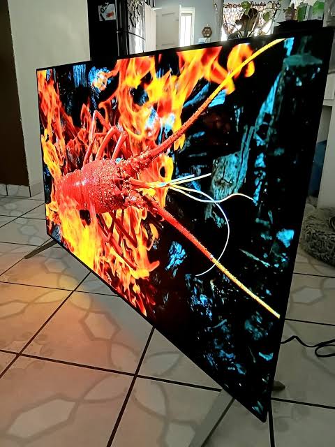 Smart TV 55 Pulgadas Marca MOX (sin borde)